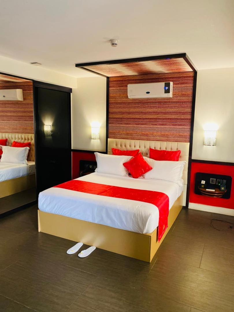 Boun'S Hotel Yaoundé 外观 照片
