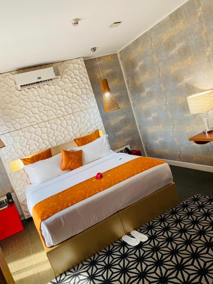 Boun'S Hotel Yaoundé 外观 照片