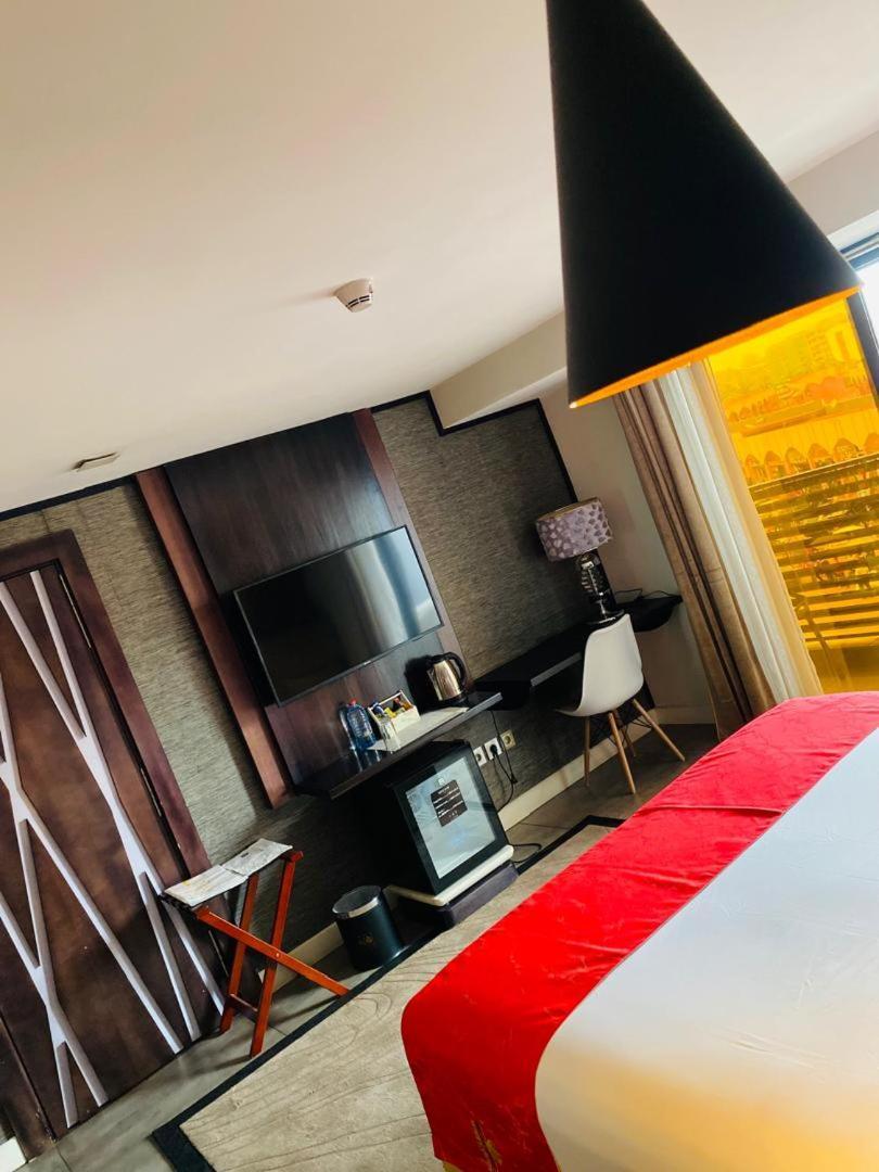 Boun'S Hotel Yaoundé 外观 照片