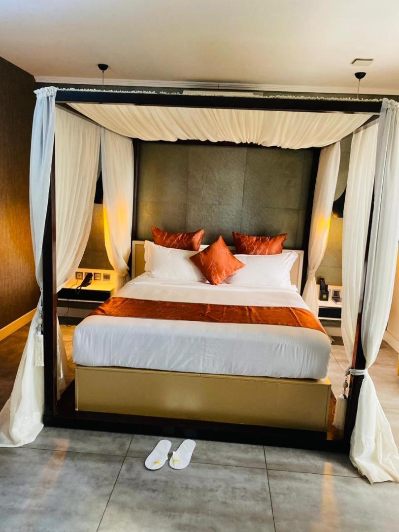 Boun'S Hotel Yaoundé 外观 照片