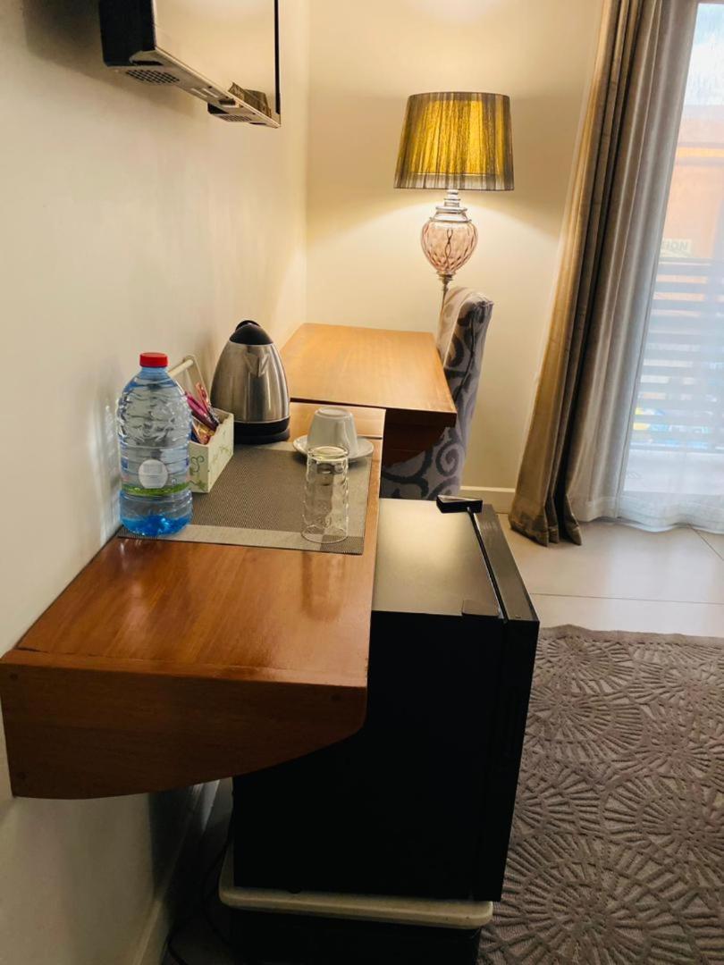 Boun'S Hotel Yaoundé 外观 照片